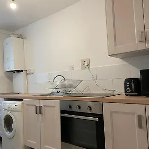 Serviced Near Borough Station Se1 Appartement